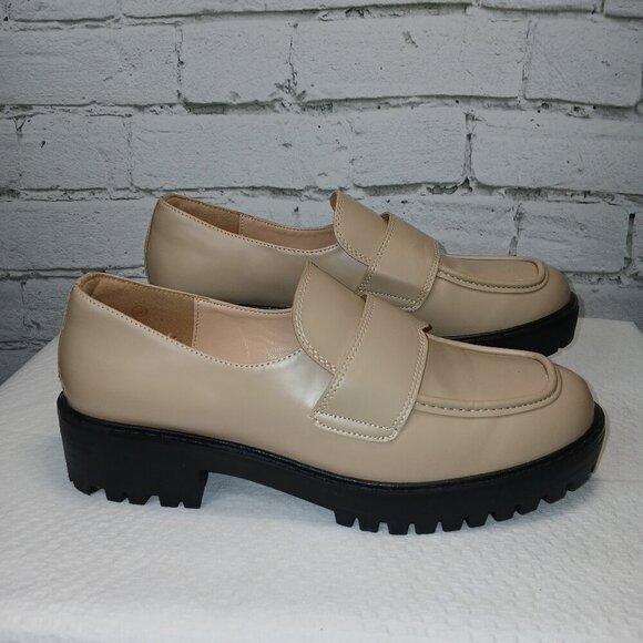 WOMENS ZBY LIGHT TAN LOAFERS, CHUNKY HEELS, SIZE 9 NWOT - Picture 1 of 7